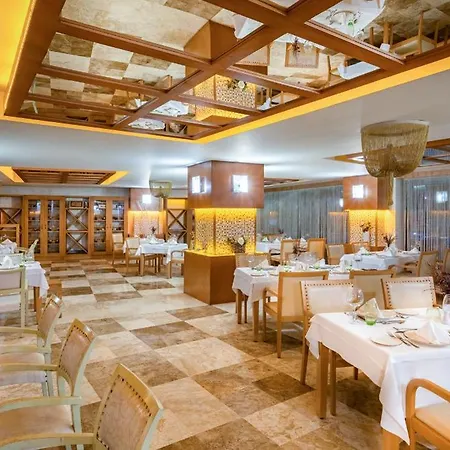 Hotel Gravel Select 5*