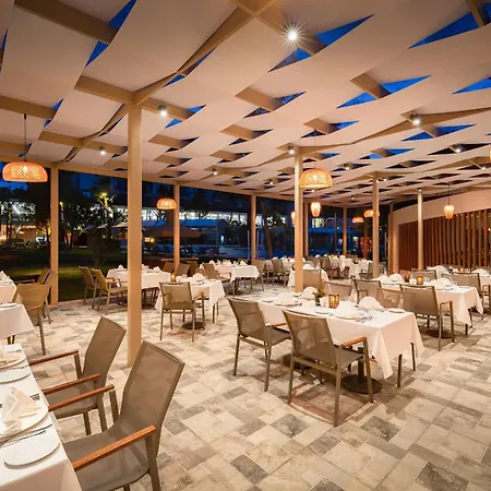 Gravel Select - Ultra Hotel 5*