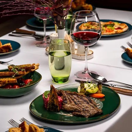 Hotel Gravel Select 5*